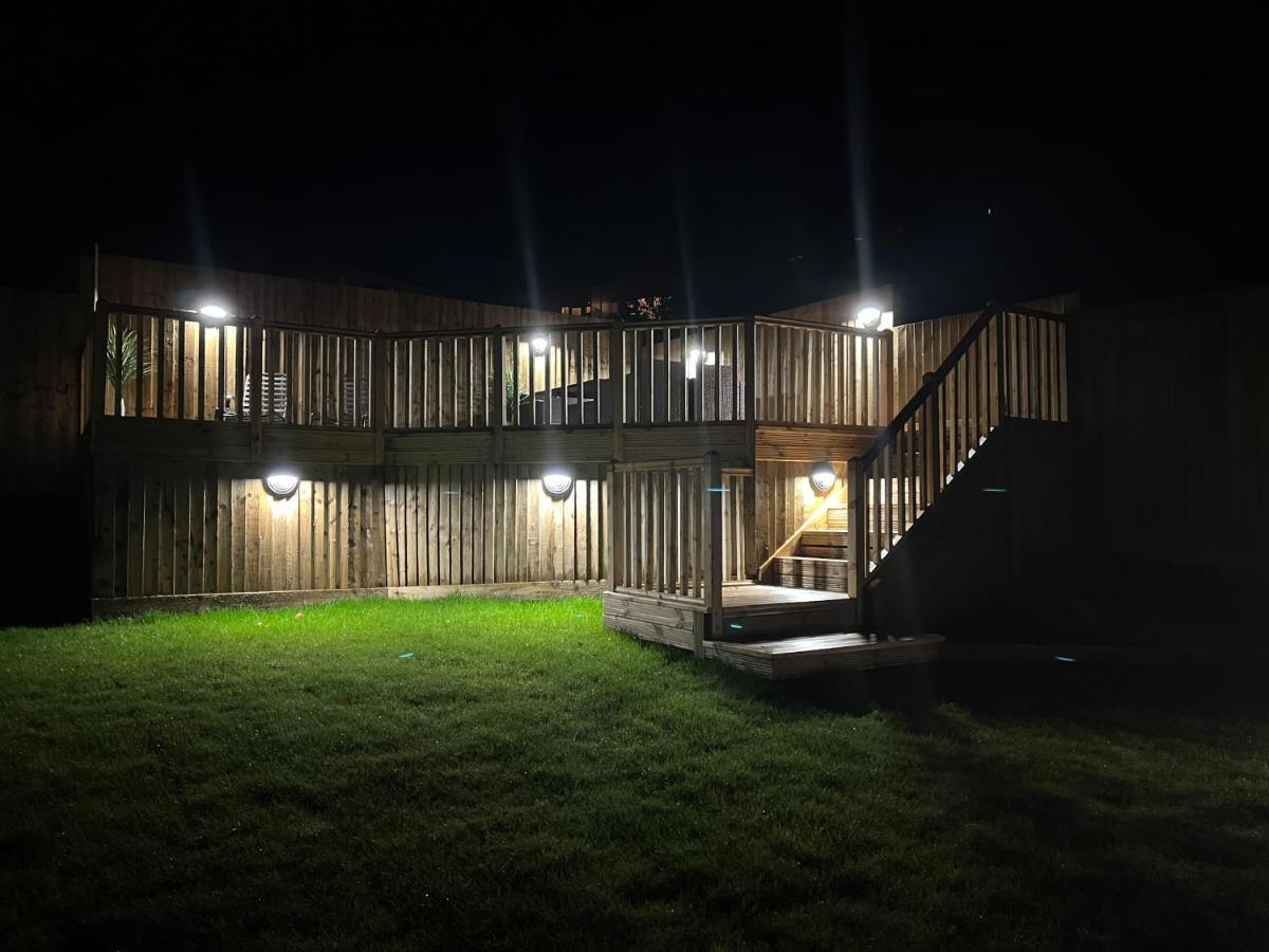 Luxury Property With Hot Tub And Sea Views Oystermouth Ngoại thất bức ảnh
